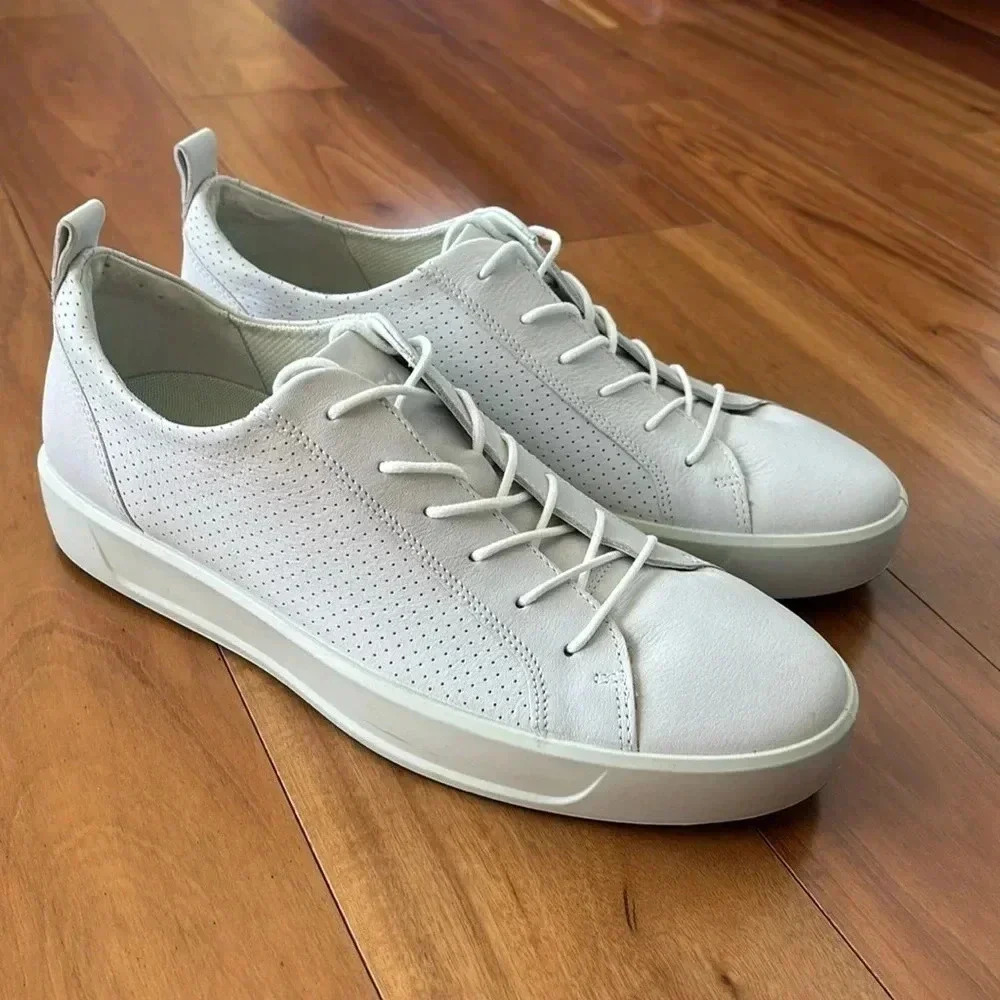 NWOT Ecco sneakers